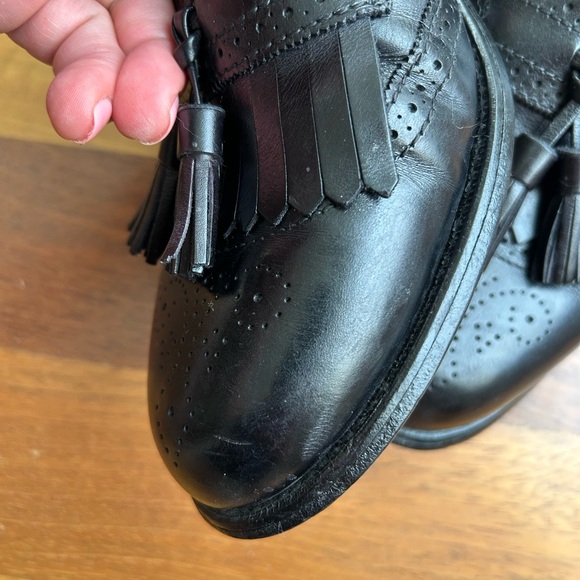 Allen Edmonds tasseled leather loafer main image 9